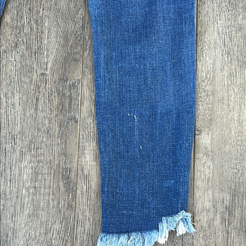 Distressed Blue Denim Jeans - Picture 6 of 6